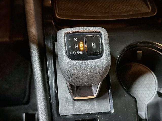 Used 2023 Nissan Rogue SV AWD/4WD image 16