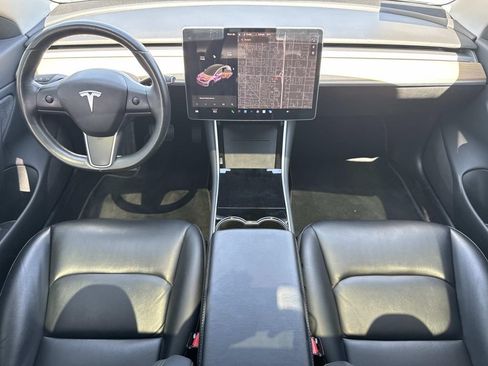 Used 2018 Tesla Model 3 Long Range RWD image 7