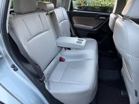Used 2014 Subaru Forester 2.5i Limited w/ Popular Package #2 AWD/4WD image 23