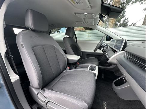 Used 2024 Hyundai Ioniq 5 SE image 40