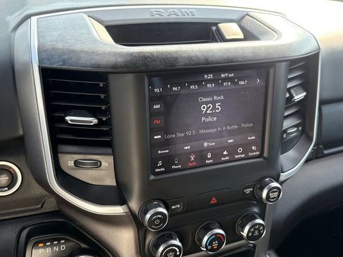 Used 2019 RAM 1500 Big Horn AWD/4WD image 21