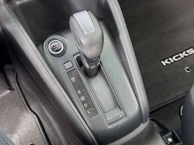 Used 2023 Nissan Kicks S FWD image 17