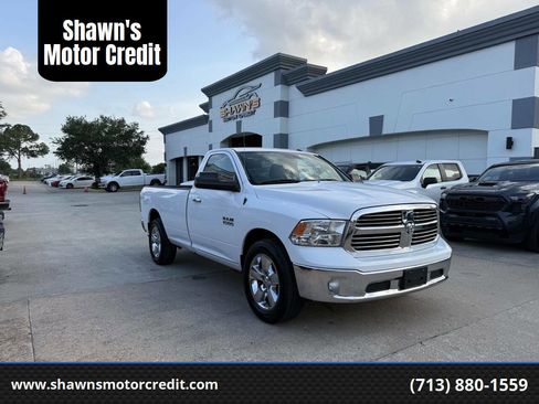 Used 2016 RAM 1500 SLT RWD image 1