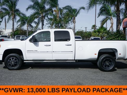 Used 2011 GMC Sierra 3500 Denali AWD/4WD image 5