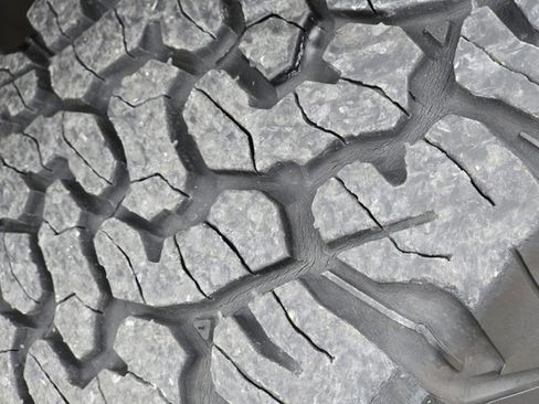 Used 2016 GMC Sierra 1500 SLT w/ All Terrain X Package image 25