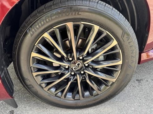 Certified 2025 INFINITI QX80 Autograph w/ Premium Cargo Package image 9