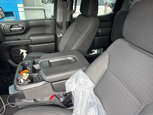 Used 2025 Chevrolet Silverado 1500 Custom w/ Turbomax Blackout Package RWD image 16