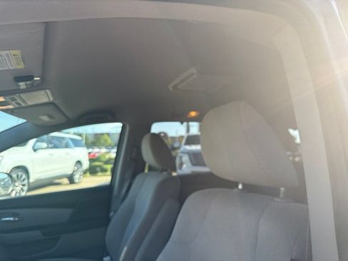 Used 2017 Honda Odyssey SE image 12