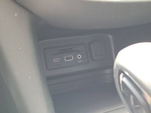 Certified 2024 Chevrolet Equinox LT FWD image 25
