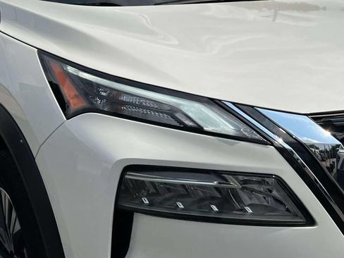 Used 2023 Nissan Rogue SV AWD/4WD image 14
