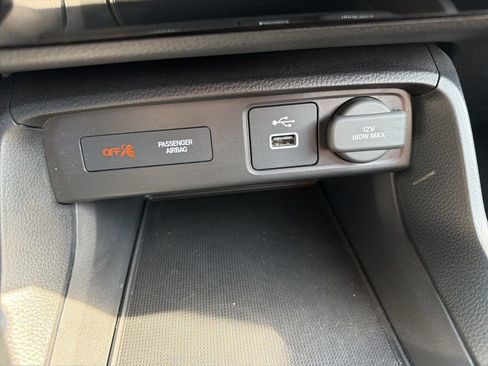 Certified 2022 Honda Civic Sport image 32