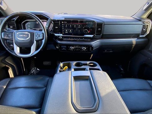 Used 2025 GMC Sierra 1500 SLT RWD image 15