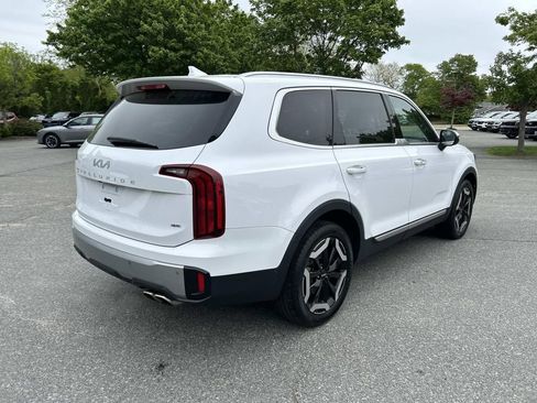 Certified 2023 Kia Telluride S w/ S Sunroof Package AWD/4WD image 3