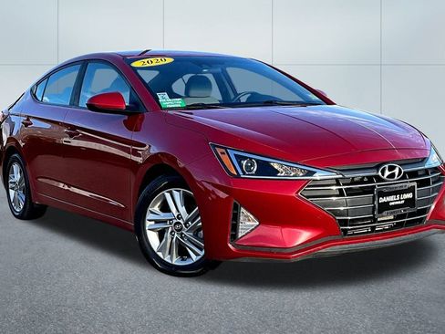 Used 2020 Hyundai Elantra SEL image 11