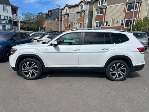 Used 2023 Volkswagen Atlas SEL AWD/4WD image 4