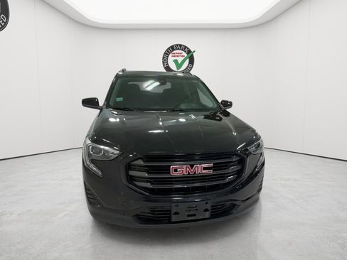 Used 2021 GMC Terrain SLE w/ Elevation Edition FWD image 8