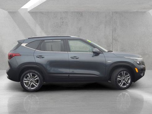 Used 2022 Kia Seltos S image 3