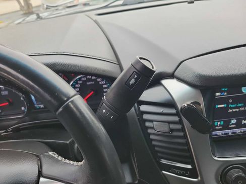 Used 2020 Chevrolet Suburban LS w/ Max Trailering Package image 17