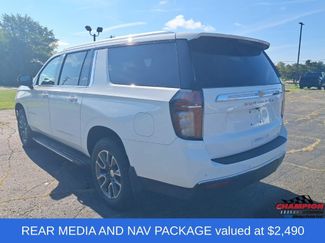 Used 2021 Chevrolet Suburban LT w/ LT Signature Plus Package AWD/4WD video 3