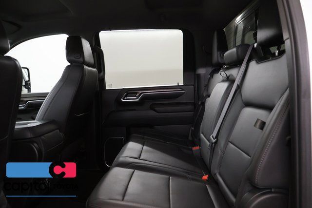 Used 2024 Chevrolet Silverado 3500 LTZ AWD/4WD image 35