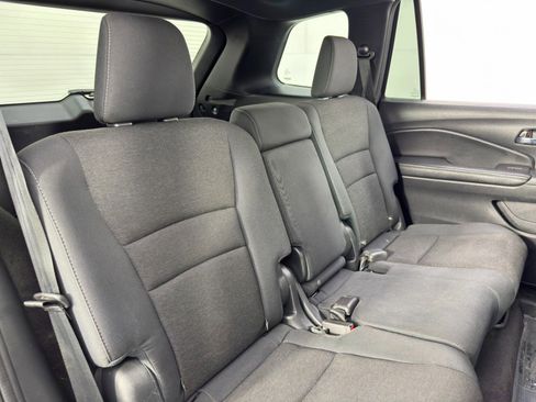 Used 2019 Honda Passport Sport image 32