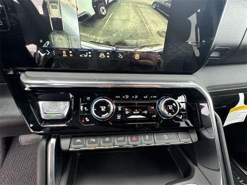 New 2026 GMC Sierra 1500 Denali w/ Denali Reserve Package image 16