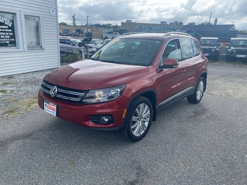 Used 2013 Volkswagen Tiguan SE AWD/4WD image 3