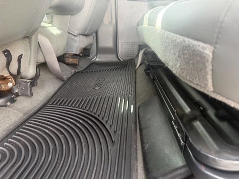 Used 2006 Ford F350 Lariat image 55