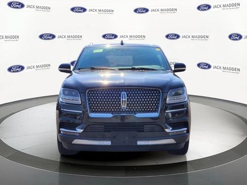 Used 2019 Lincoln Navigator L Select AWD/4WD image 8