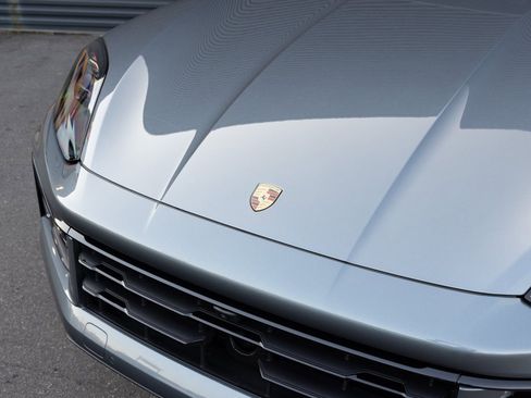 New 2026 Porsche Cayenne image 10