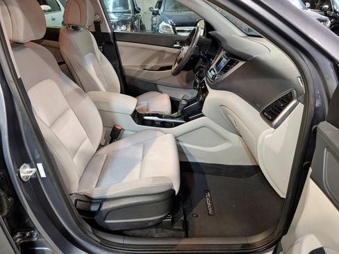 Used 2016 Hyundai Tucson SE w/ Option Group 02 image 28