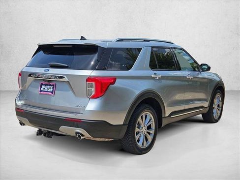 Used 2023 Ford Explorer Limited AWD/4WD image 5