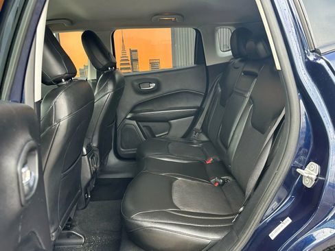 Used 2018 Jeep Compass Latitude w/ Safe & Security Group image 9