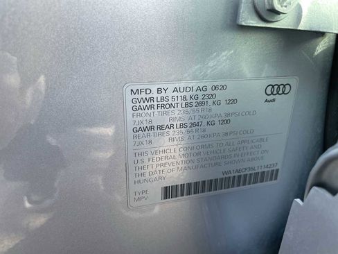 Used 2020 Audi Q3 2.0T Premium w/ Convenience Package AWD/4WD image 25