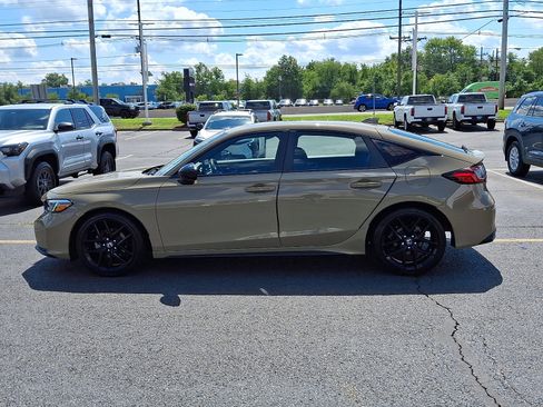 Used 2025 Honda Civic Sport image 8