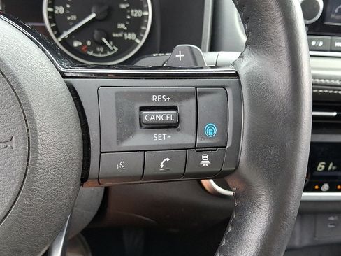 Certified 2023 Nissan Rogue SV w/ SV Premium B Package image 24