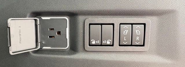 New 2026 GMC Yukon AT4 w/ AT4 Premium Plus Package AWD/4WD image 12