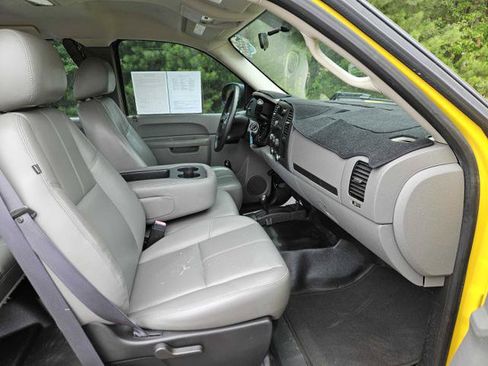 Used 2012 Chevrolet Silverado 1500 W/T AWD/4WD image 32