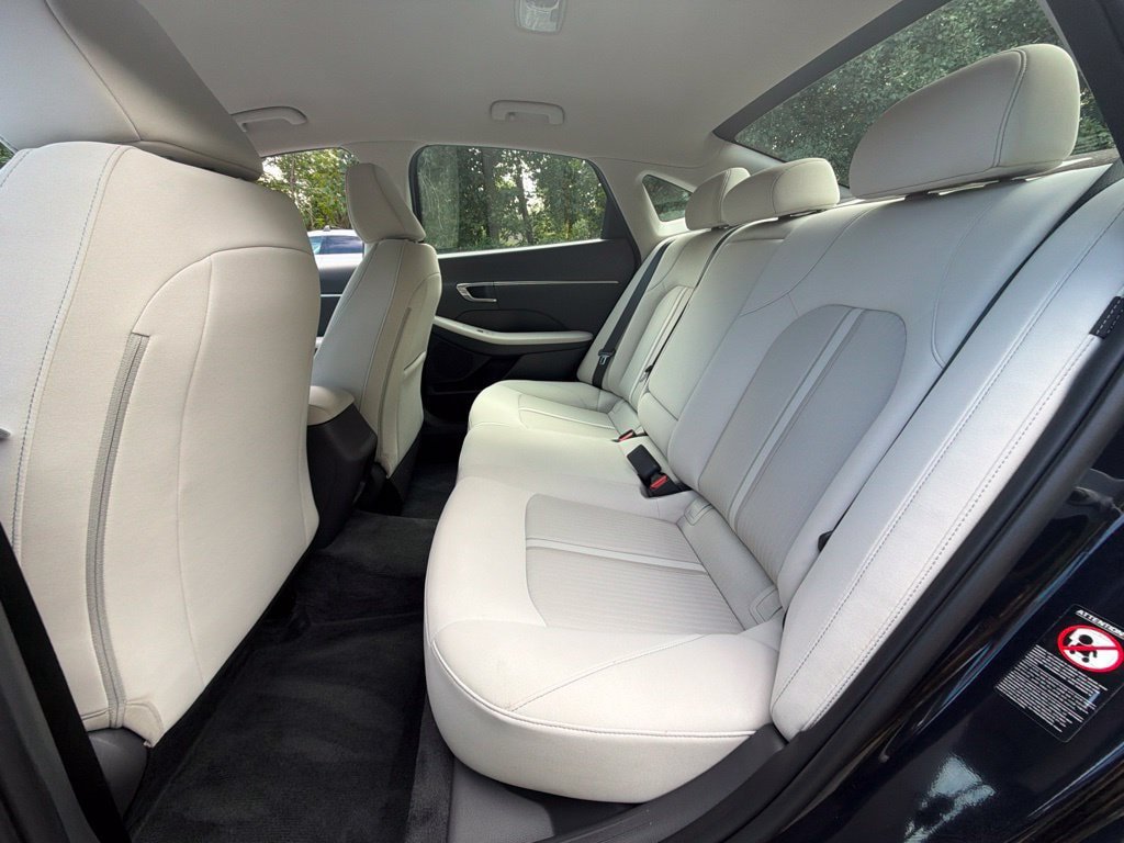 Certified 2023 Hyundai Sonata SEL FWD image 13