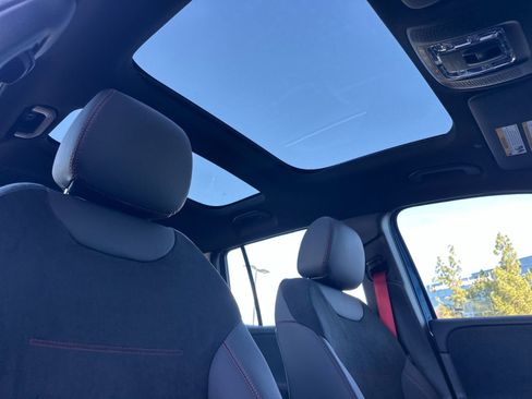 New 2026 Mercedes-Benz GLB 35 AMG 4MATIC image 17