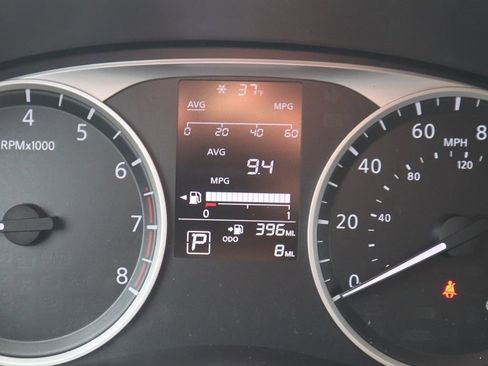 New 2025 Nissan Kicks Play S image 20