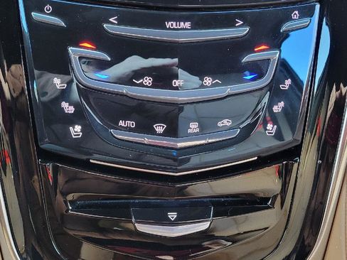 Used 2017 Cadillac Escalade ESV Platinum image 23