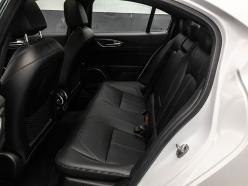 Used 2022 Alfa Romeo Giulia Ti image 31
