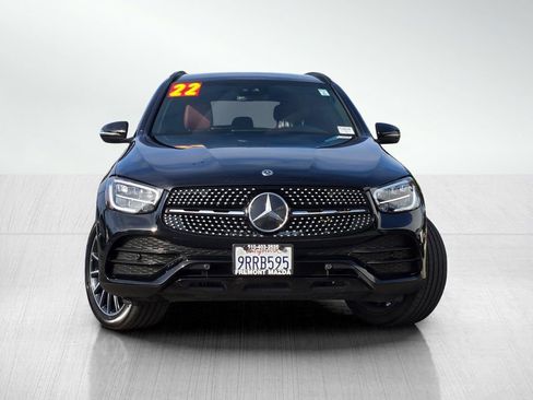 Used 2022 Mercedes-Benz GLC 300 image 2
