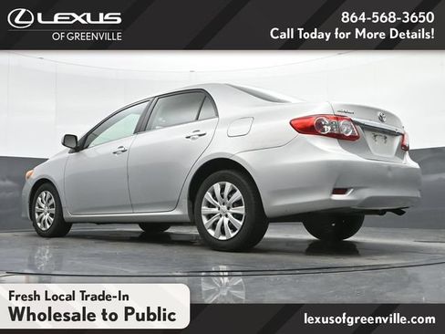 Used 2013 Toyota Corolla LE FWD image 14