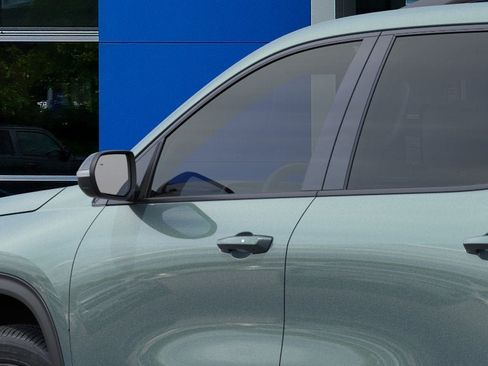 New 2027 Chevrolet Traverse LT AWD/4WD image 36