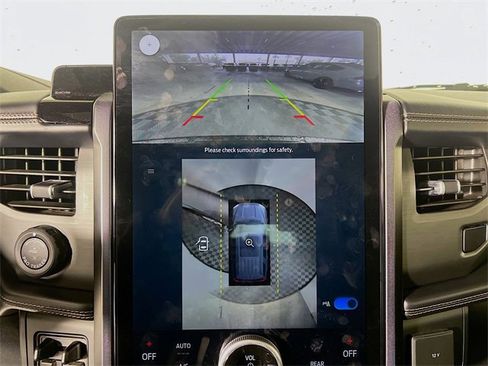 Used 2023 Ford Expedition Platinum image 21