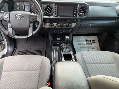 Used 2023 Toyota Tacoma SR AWD/4WD image 10