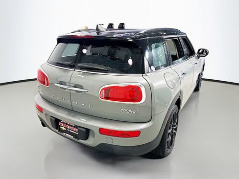 Used 2017 MINI Cooper Clubman ALL4 w/ Premium Package image 8