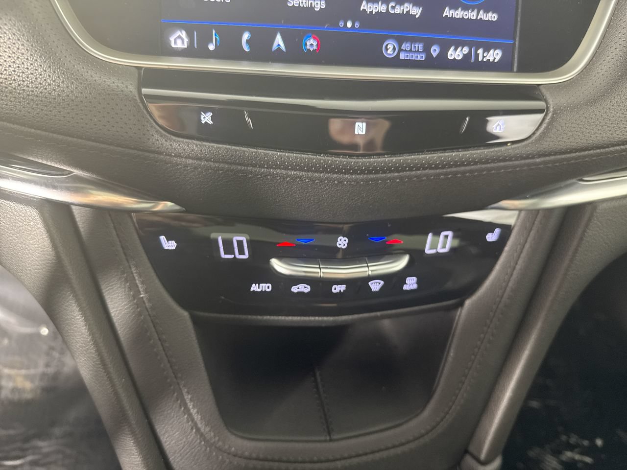 Used 2021 Cadillac XT5 Premium Luxury AWD/4WD image 13